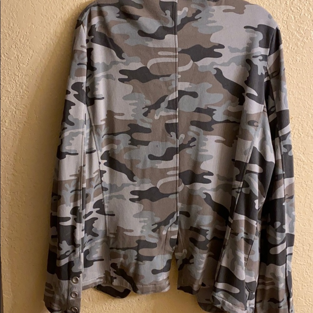 J Color Men's Camouflage Blazer – Size Large - Picture 8 of 9